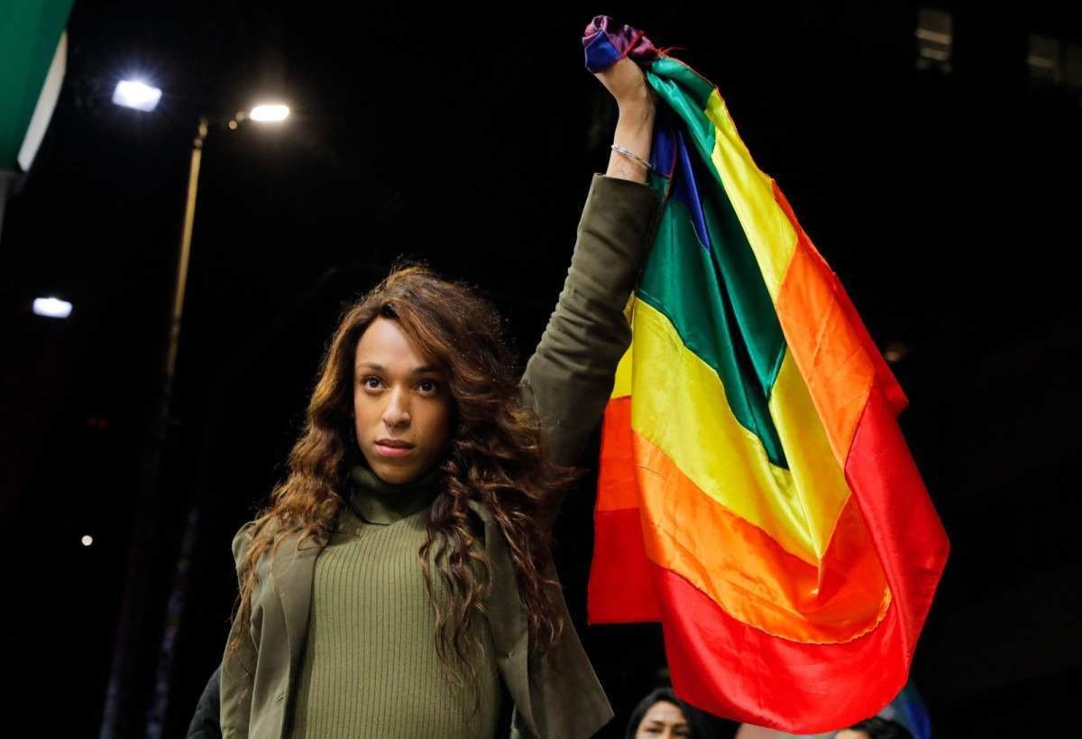 Erika Hilton pede por políticas públicas no dia da luta contra a homofobia