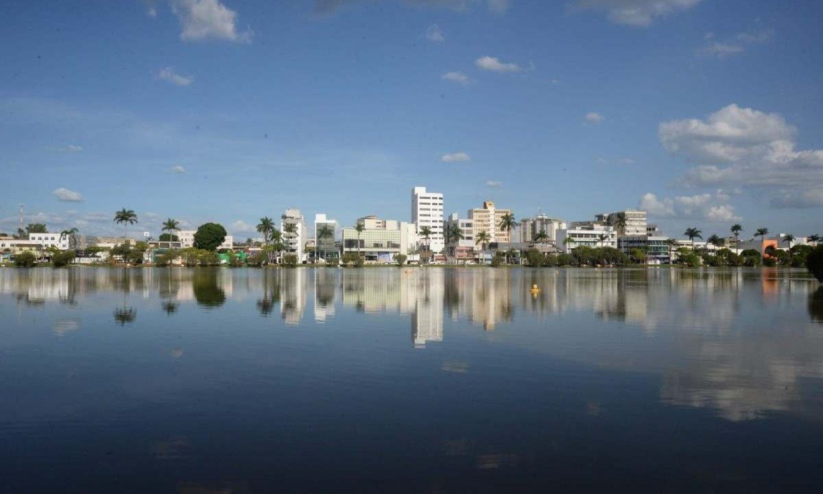 Cidade registrou três tremores de terra em menos de sete horas, no início desta semana  -  (crédito: Túlio Santos/ EM/ D.A Press)