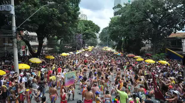Carnaval BH 2024: como fica o cenário LGBTQIAP+ após desistência de alguns blocos? - Roger Dias/EM/D.A. Press