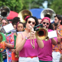 Carnaval BH 2024: foliões lotam Bairro Santa Tereza neste sábado (20/01) - Alexandre Guzanshe/EM/D.A. Press