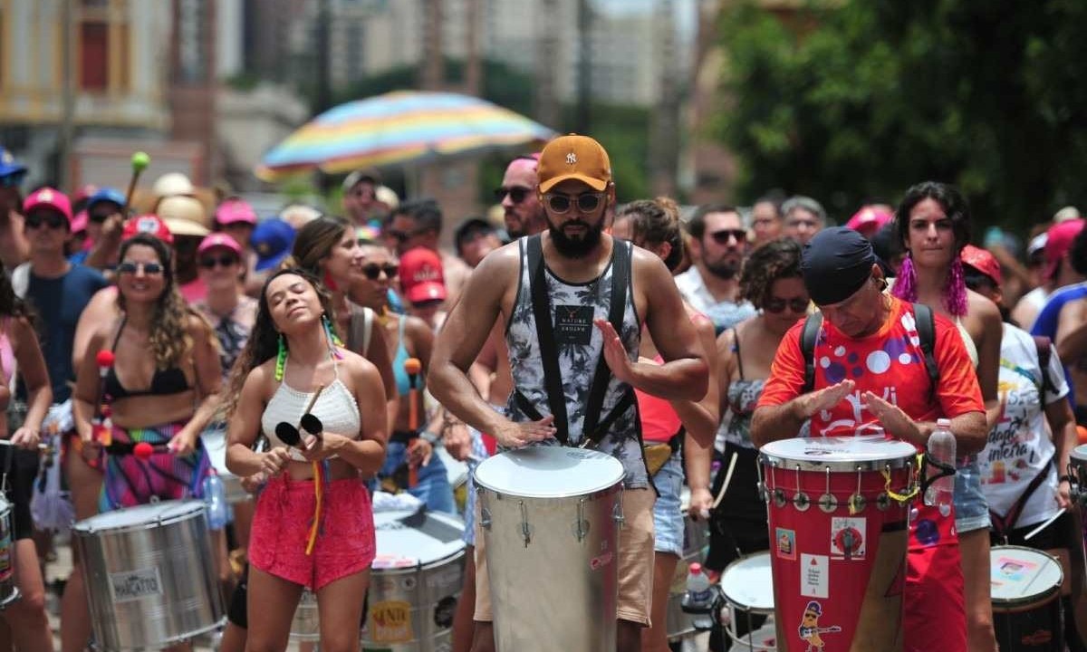 Ensaio do bloco Juventude Bronzeada no pré-carnaval de BH - (crédito: Alexandre Guzanshe/EM/D.A Press) Ensaio do bloco Juventude Bronzeada no pré-carnaval de BH - (crédito: Alexandre Guzanshe/EM/D.A Press)