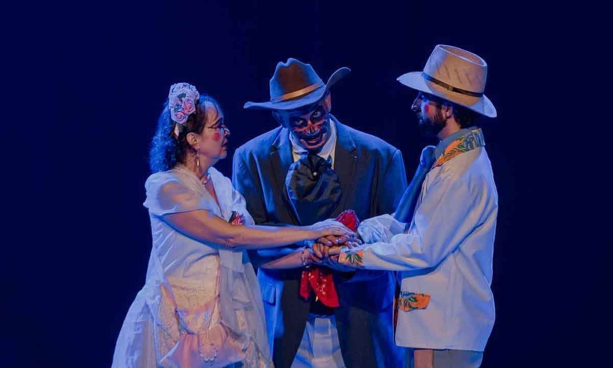 Com rostos pintados como carrancas, atores revivem trama shakespeariana no Teatro Feluma
 -  (crédito: Igor Cerqueira/divulgação)