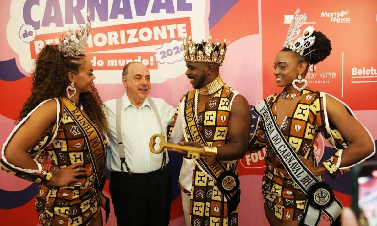 Prefeito de Belo Horizonte, Fuad Noman (PSD) participou na manh&atilde; desta segunda-feira (22/1) da abertura do Carnaval 2024 -  (crédito: Ad&atilde;o de Souza/PBH)