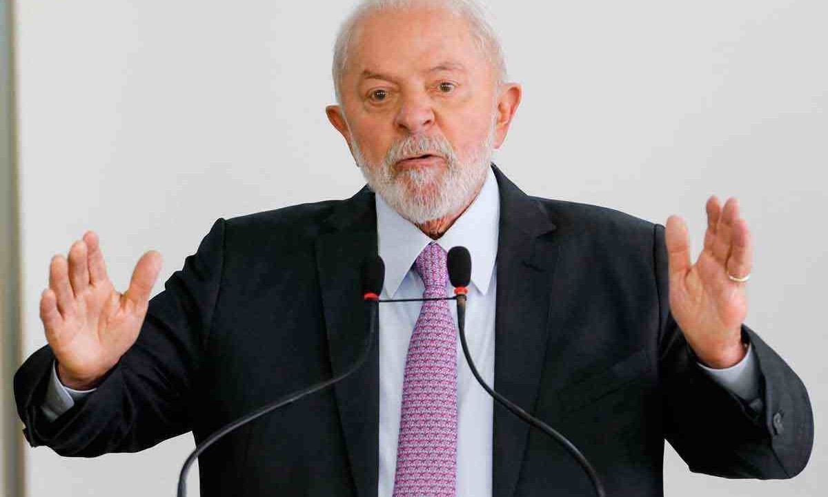 Lula anunciou financiamento de R$ 300 bilhões para a indústria brasileira -  (crédito: SERGIO LIMA/AFP)