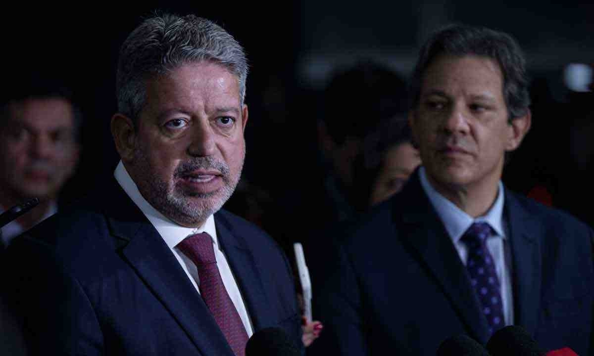 Arthur Lira sofre pressão de outros parlamentares após veto de Lula a parte do Orçamento -  (crédito: JOEDSON ALVES/Câmara dos Deputados)