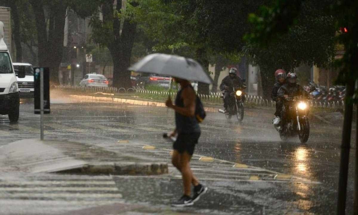 As chuvas mais intensas devem ocorrer nas tardes e noites dos próximos dias -  (crédito: Tulio Santos/EM/D.A.Press)