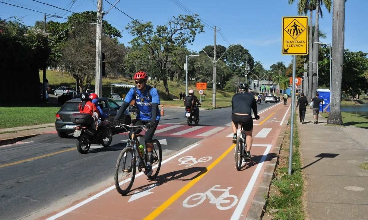 PBH abre edital para escolher empresa que vai realizar a implementação de ciclovias em duas avenidas de Venda Nova -  (crédito: Gladyston Rodrigues/EM/DA.Press)