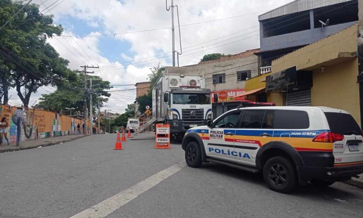 Ocupação no Aarão Reis, região Norte de BH -  (crédito: PMMG/Divulgação)