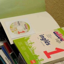 Livros didáticos consome parte da renda das famílias de classe média