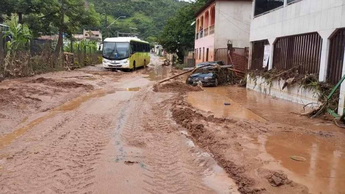 Chuva forte: cidade mineira decreta estado de emergência e pede ajuda
