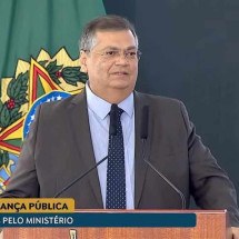 Dino nega uso político da PF e rebate família Bolsonaro - Reprodução/YouTube