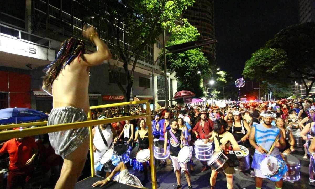 Hor&aacute;rio estipulado para o recolhimento domiciliar e a proibi&ccedil;&atilde;o de frequentar bares e lugares com aglomera&ccedil;&otilde;es p&uacute;blicas s&atilde;o algumas das restri&ccedil;&otilde;es impostas para monitorados por tronozeleira eletr&ocirc;nica  -  (crédito: Marcos Vieira/EM/D.A.Press)