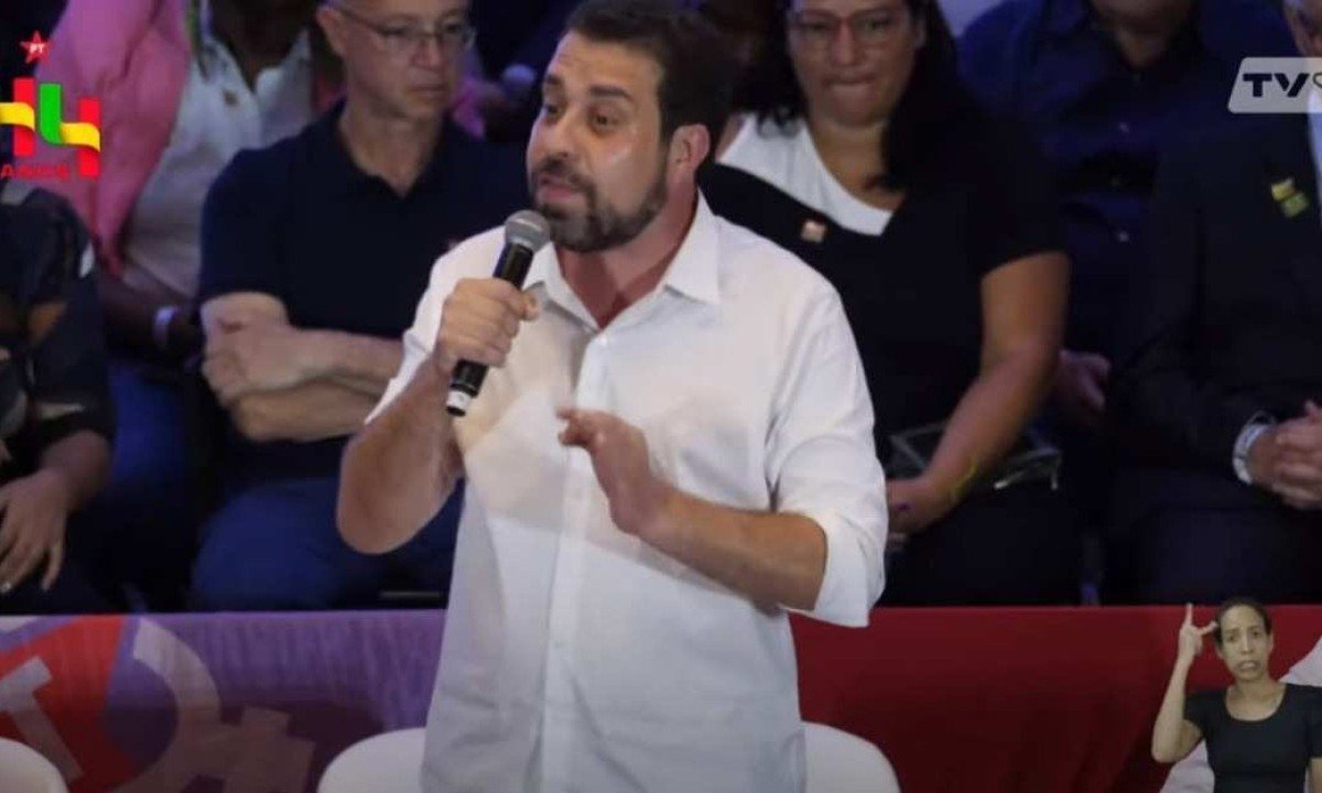 Pré-candidato à prefeitura de São Paulo Guilherme Boulos (Psol) destacou que nas eleições anteriores o campo progressista foi derrotado no pleito de 2020 e não questionou o resultado das urnas eletrônicas -  (crédito: Reprodução/ TV PT)