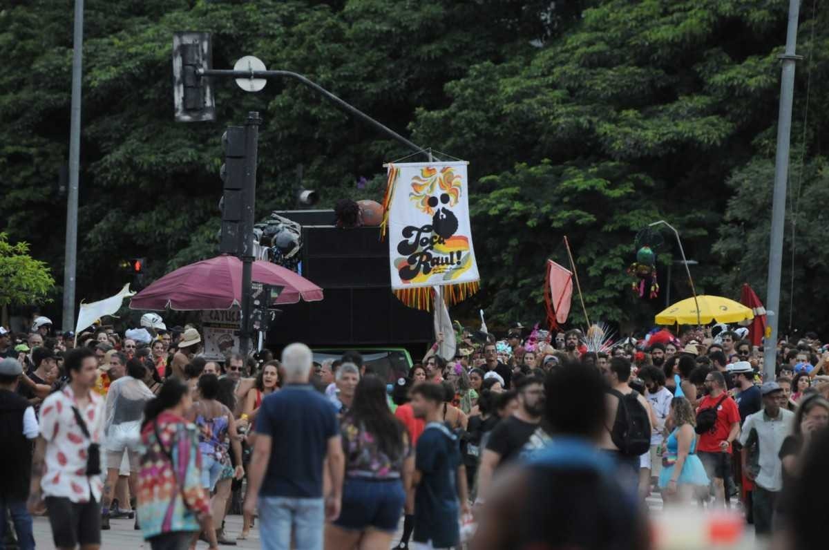 Carnaval BH 2024: fãs criam blocos de rua para homenagear seus ídolos na música
