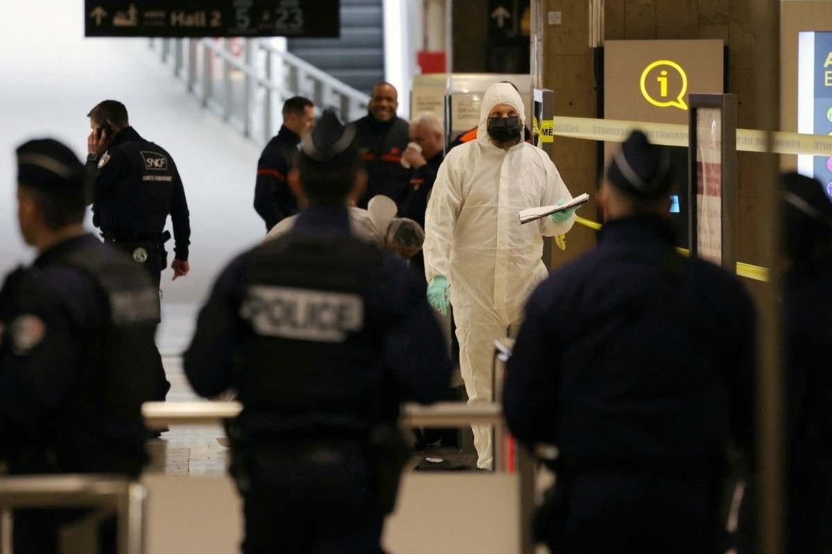 Três ficam feridos após ataque com faca em estação de trem em Paris