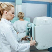Dia Nacional da Mamografia: 10 dúvidas frequentes sobre o exame -   Drazen Zigic/Freepik