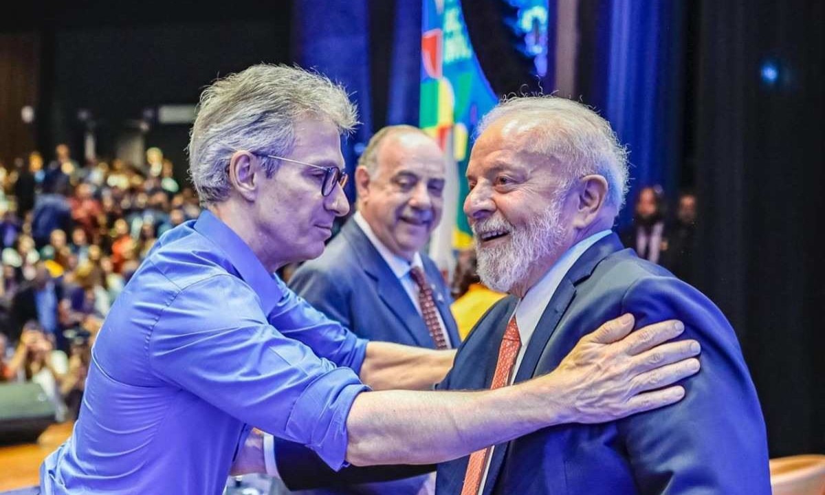 Zema e Lula se encontraram em Belo Horizonte em evento no último dia 8 de fevereiro -  (crédito: Ricardo Stukert/PT)