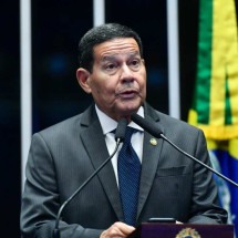 Mourão pede ação das Forças Armadas contra 'condução arbitrária' de processos - Geraldo Magela/Agência Senado