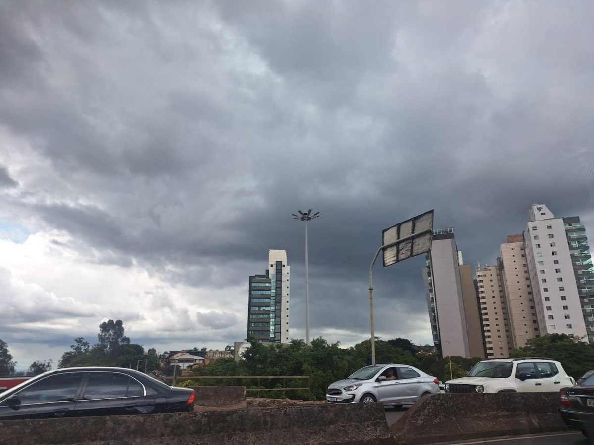 Defesa Civil emite alerta de chuva para Belo Horizonte nesta quinta-feira (8)