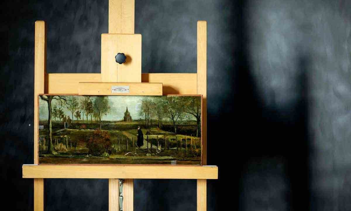 Pintura de Van Gogh roubada volta ao museu na Holanda