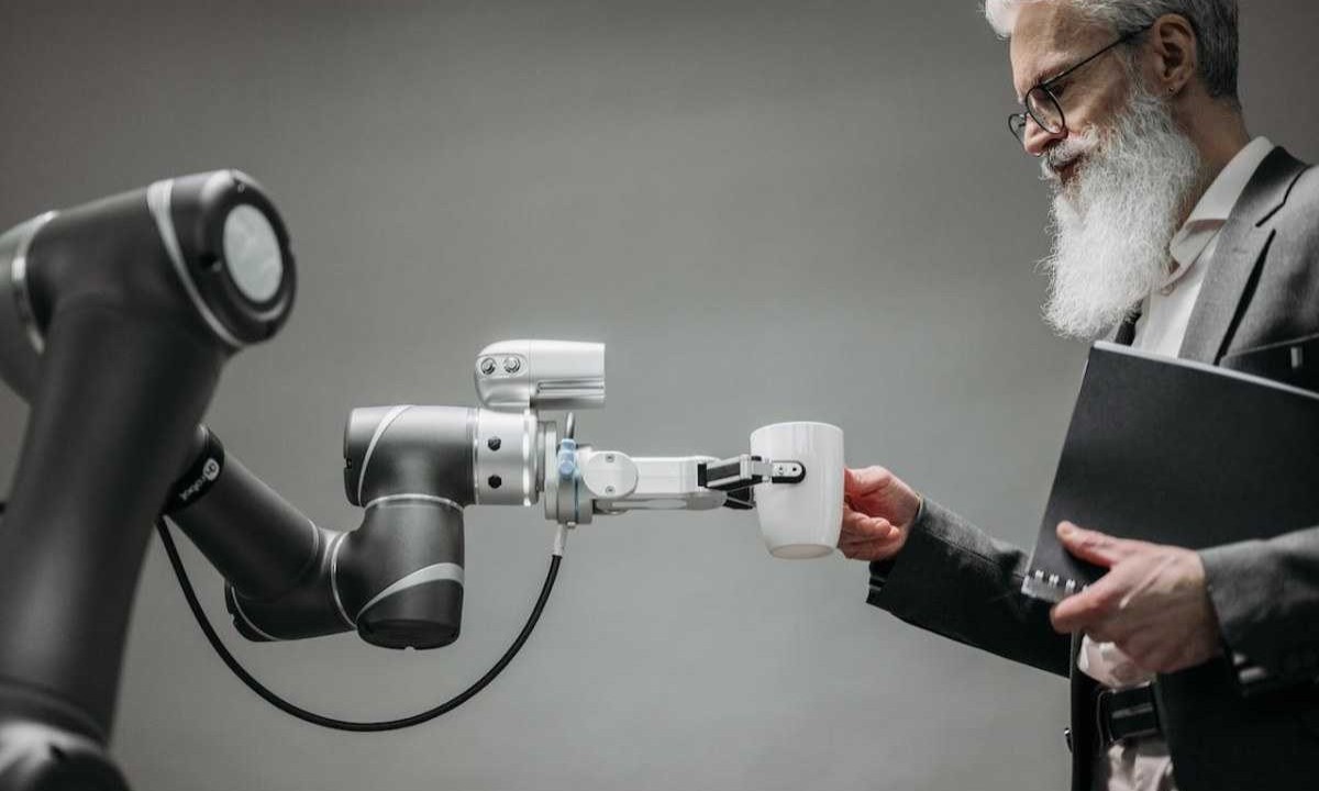 A presença dos robôs será cada vez maior no nosso cotidiano. Mas... -  (crédito: Pavel Daniliuk/Pexels)