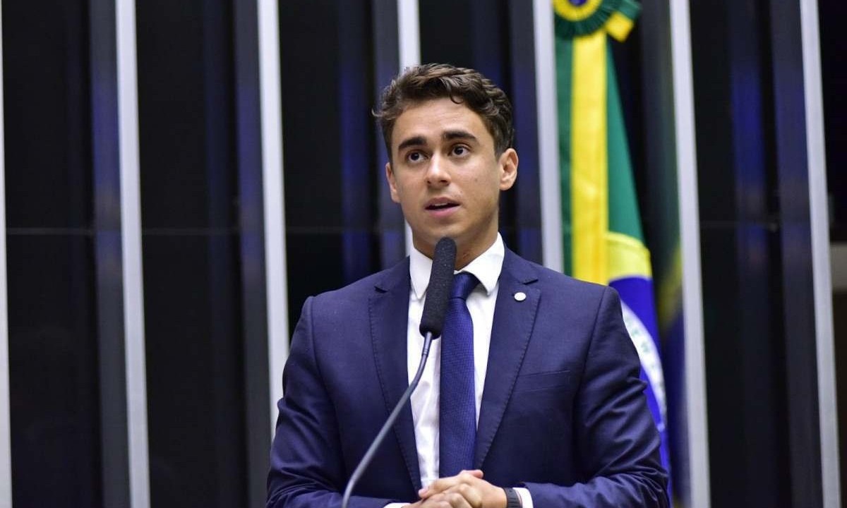 Nikolas Ferreira (PL-MG) levou a Comissão de Educação, com seu nome aprovado pelo placar de 22 a favor contra 15 votos em branco -  (crédito: Zeca Ribeiro/Câmara dos Deputados)