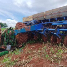 Trator de três toneladas capota e esmaga jovem que fazia plantio no Alto Paranaíba - Sala de Imprensa/CBMMG