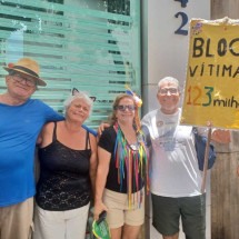 ‘Bloco Vítimas 123milhas’: foliões protestam contra a empresa em BH - Alessandra Mello/EM/DA Press