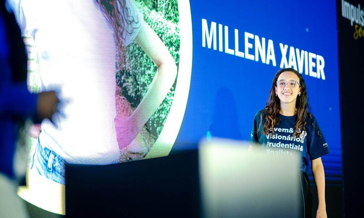 Em 1º de fevereiro, Millena Xavier foi ao Rio de Janeiro para receber R$ 30 mil depois de participar do Prêmio Jovens Visionários, da Prudential -  (crédito: Divulgação)