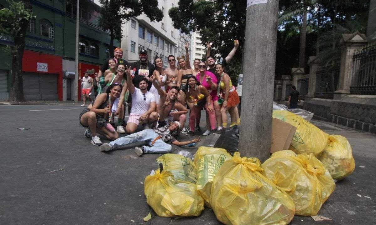 FoliÃµes aproveitam mais um dia de Carnaval em BH -  (crédito: Edesio Ferreira/EM/D.A. Press)