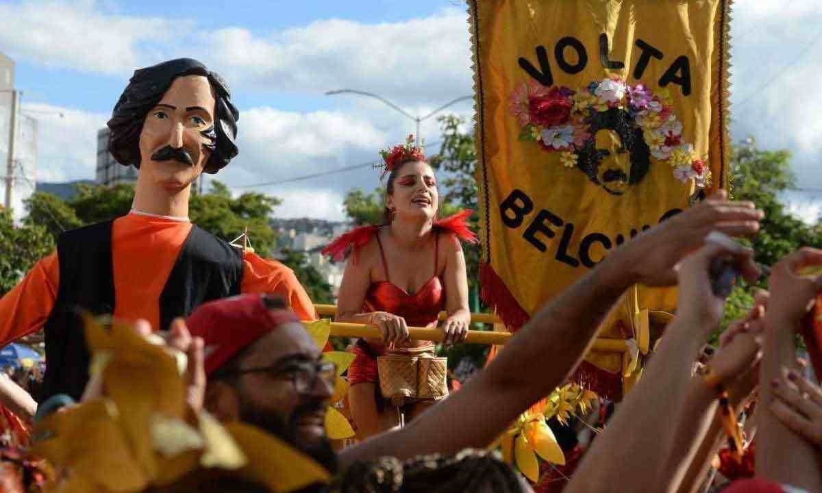 Belo Horizonte hoje é uma cidade do carnaval de rua, com uma profusão de blocos, como o Volta, Belchior -  (crédito: Túlio Santos/EM/D.A Press)
