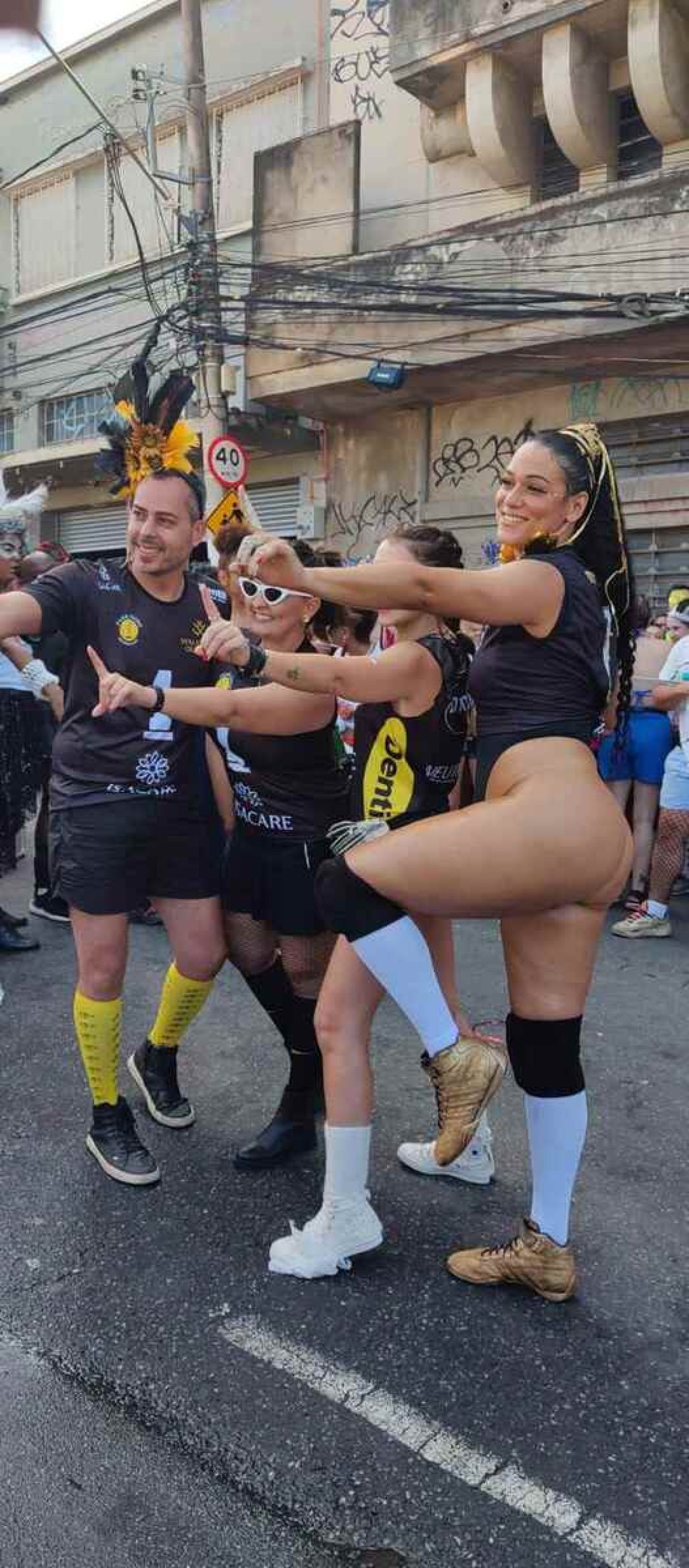 Corte Devassa homenageia as rainhas do esporte