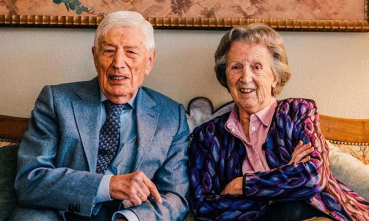 Ex-premiê da Holanda faz eutanásia dupla e morre com esposa de mãos dadas -  Estado de Minas