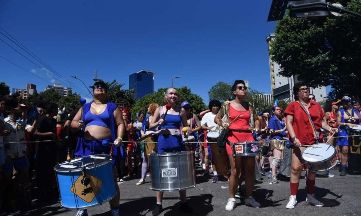 Truck do Desejo coloriu a terça-feira de carnaval em BH
 -  (crédito: Gladyston Rodrigues/EM/D.A Press)