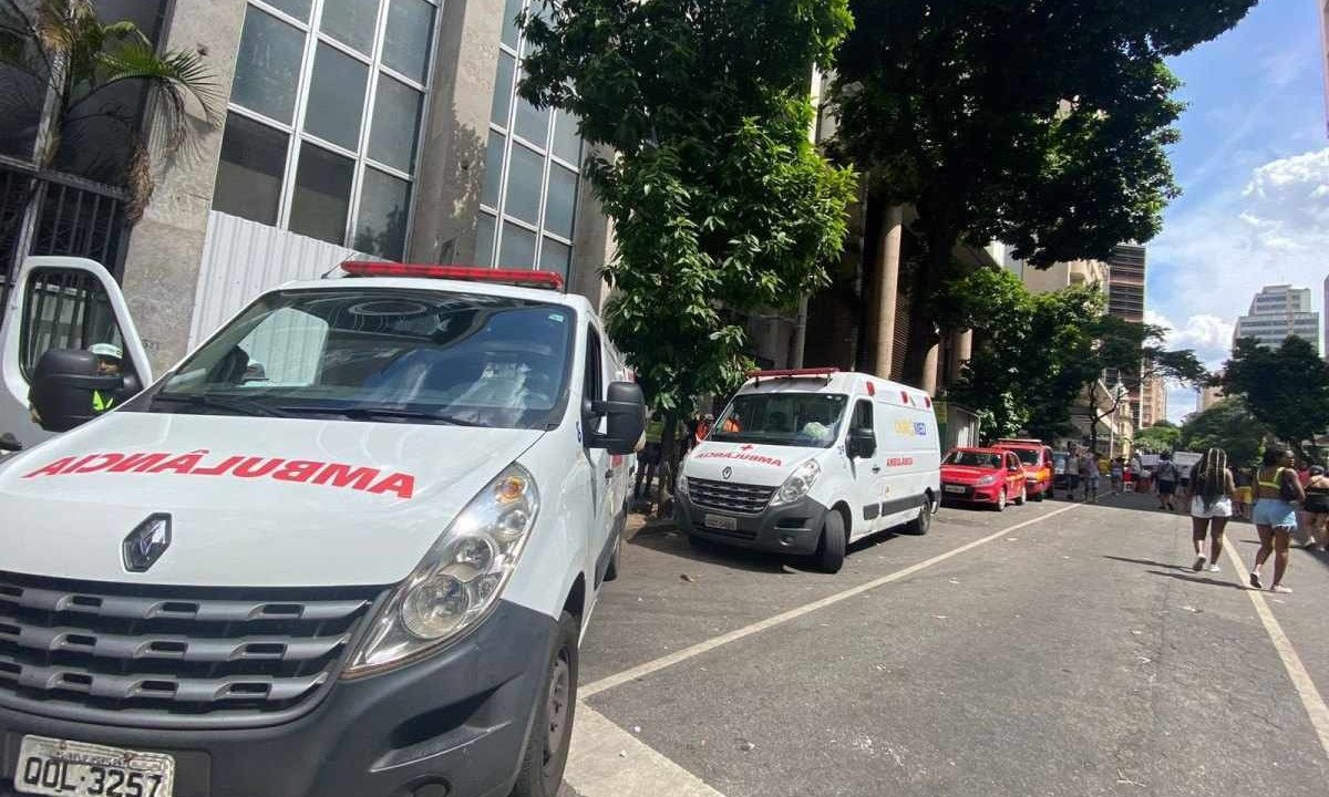 Posto médico atende foliões no centro da capital  -  (crédito: Clara Mariz )