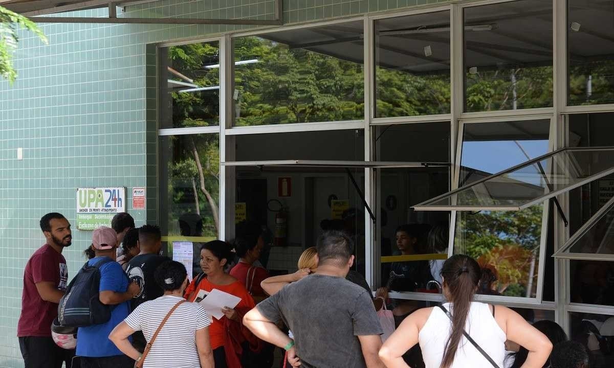 Em seis dias, 937 pessoas tiveram exames positivos para a doença -  (crédito: Tulio Santos/EM/D.A.Press)