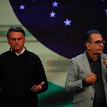Ato de Bolsonaro deve reunir ex-ministros, líderes ruralistas e evangélicos - MAURO PIMENTEL / AFP