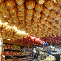 Ovos de páscoa já enchem prateleiras dos supermercados em BH - Túlio Santos/EM/D.A.Press