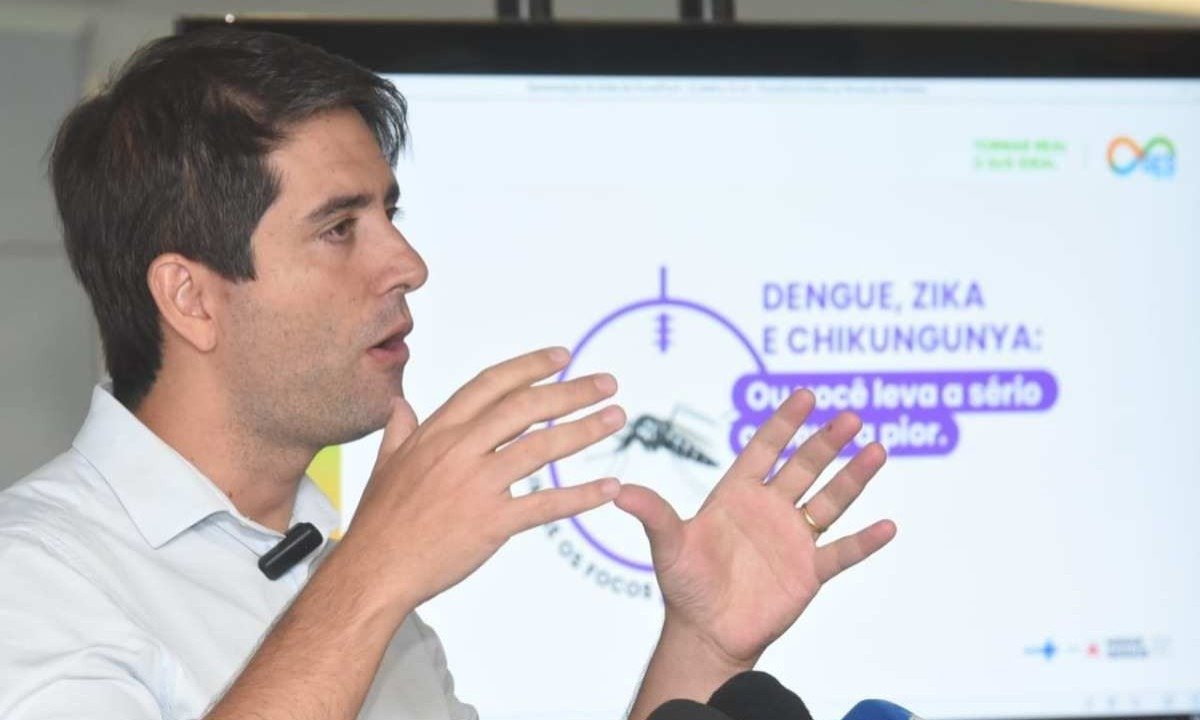 O secretário de Estado de Saúde de Minas Gerais, Fábio Baccheretti, apresenta o cenário das arboviroses no estado e as ações do Governo de Minas para a prevenção, controle e tratamento da dengue e chikungunya. -  (crédito: Gladyston Rodrigues / EM / DA Press)
