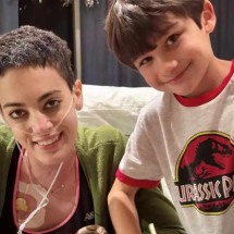 Cantora com câncer terminal viraliza com música feita para ajudar filho - Arquivo pessoal