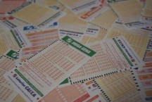Apostadores de Uberlândia levam mais de R$ 2 milhões em loterias em 5 dias