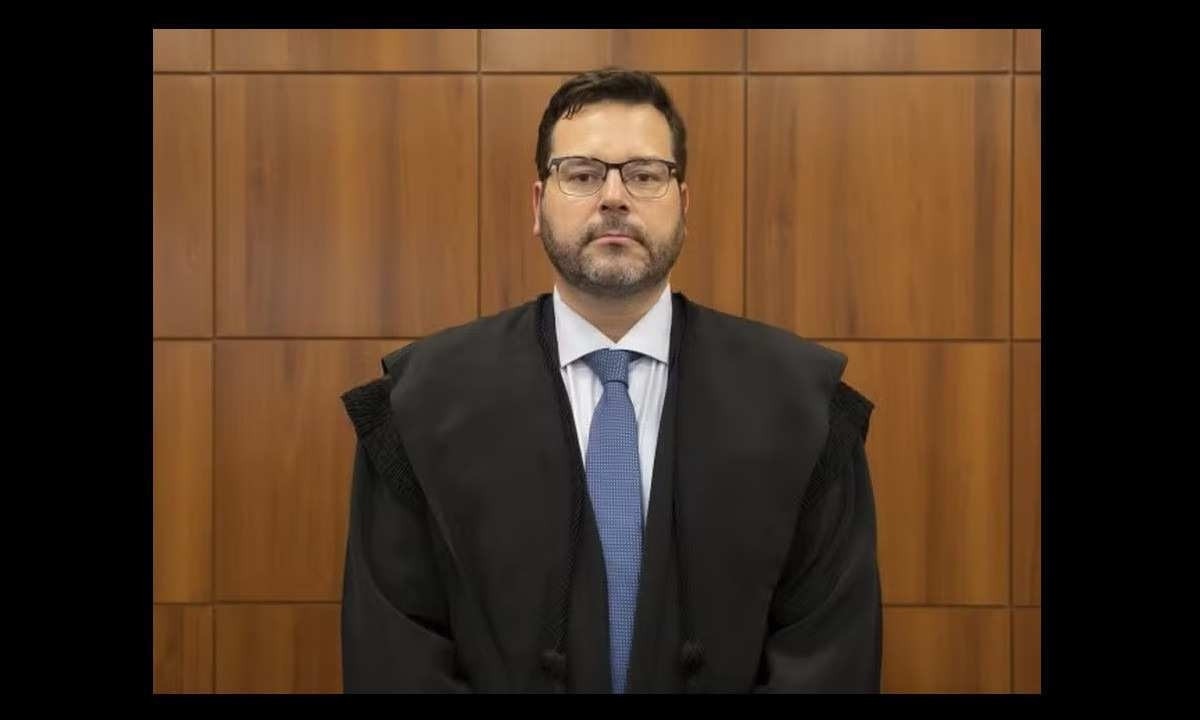 Juiz José Rodtrigo Sade -  (crédito: Divulgação/TRE-PR)