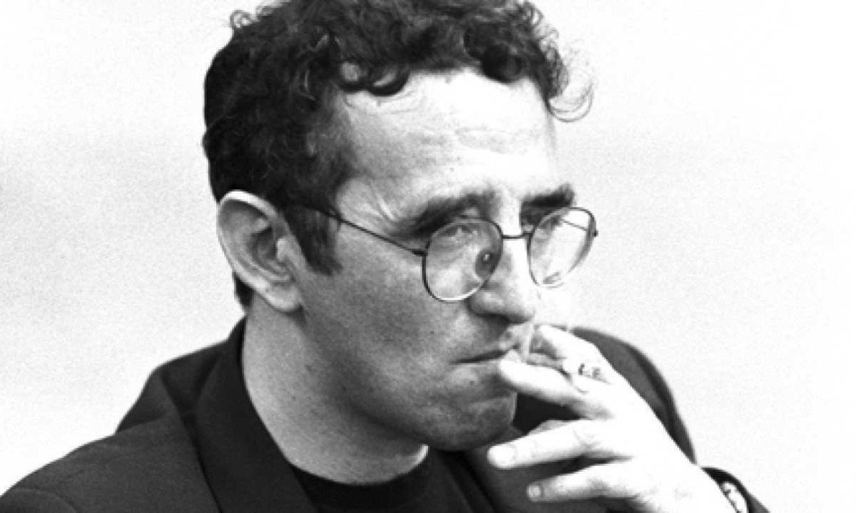 Roberto Bolaño nasceu em 1953, em Santiago do Chile, e é considerado um dos grandes nomes da literatura mundial. -  (crédito: Site Companhia das Letras/Reprodução)