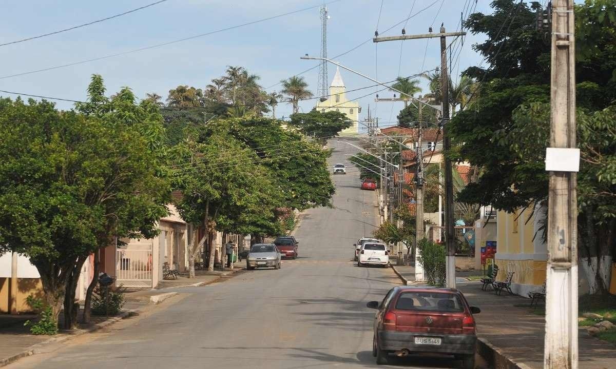 Serra da Saudade, a menor cidade do Brasil, é um dos 11 municípios que não possui prédios e todos os 833 habitantes moram em casas -  (crédito:  Alexandre Guzanshe/EM/D.A Press. Brasil. Serra da Saudade - MG. )