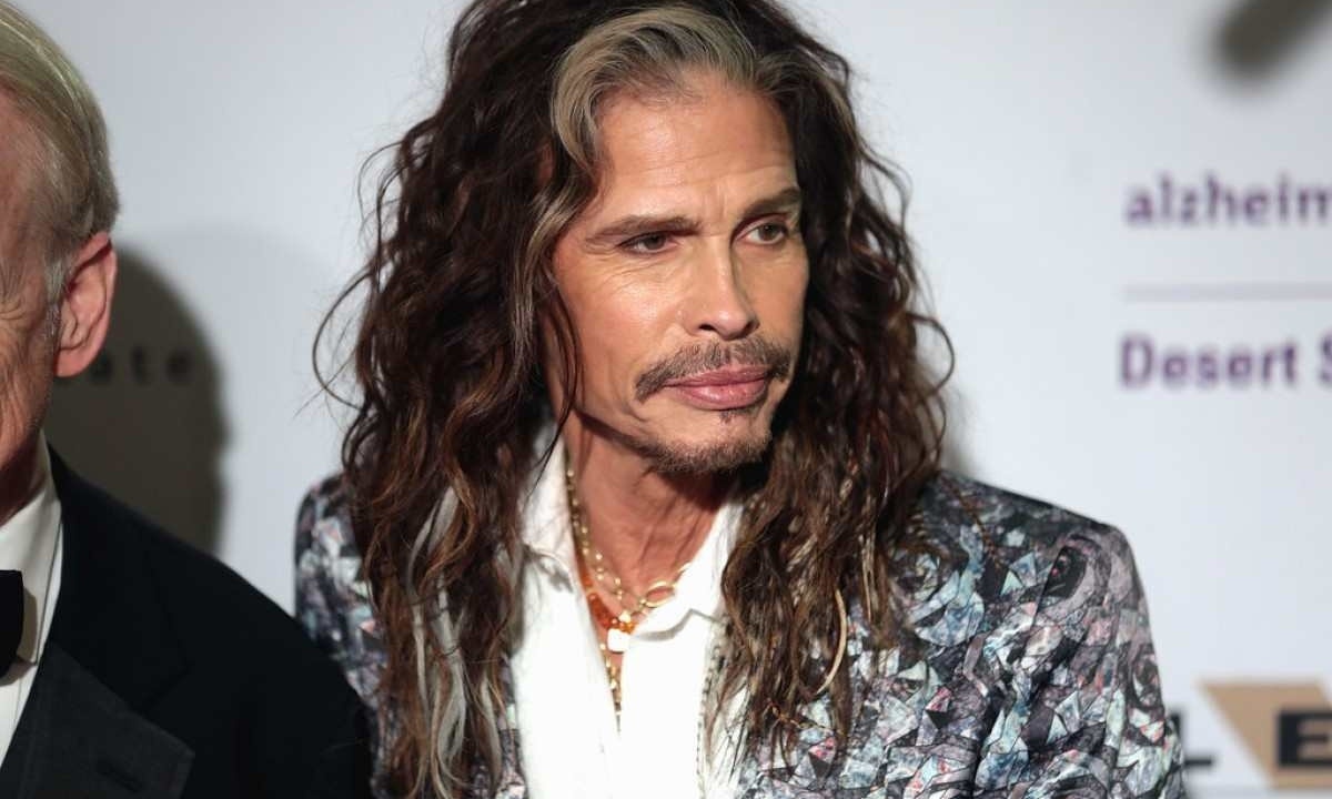 Steven Tyler no tapete vermelho do Celebrity Fight Night XXIV, em 2018 -  (crédito: Gage Skidmore / Flickr)