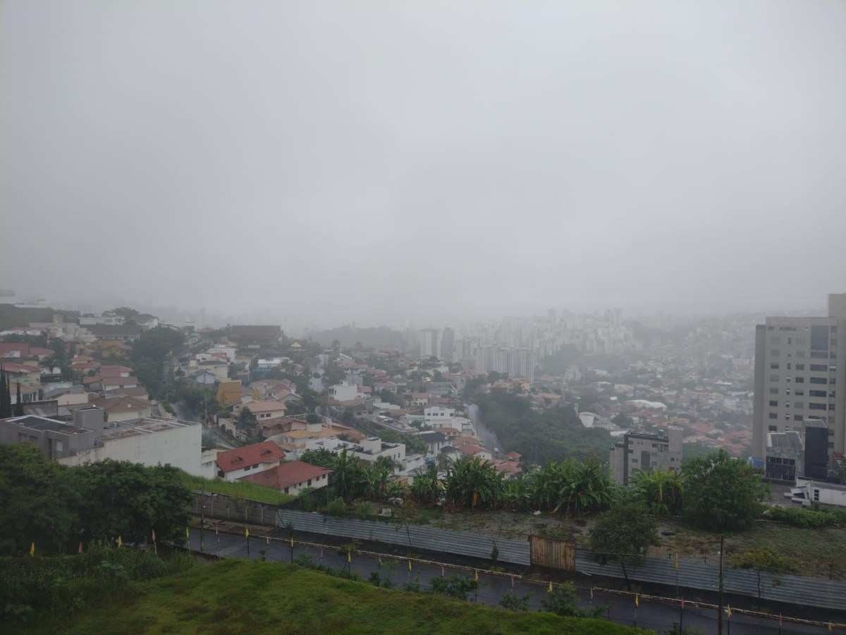 'Akará': entenda o fenômeno que causou semana chuvosa em Minas