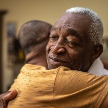 Os desafios de lidar com o envelhecimento dos pais - e como evitar conflitos - Getty Images