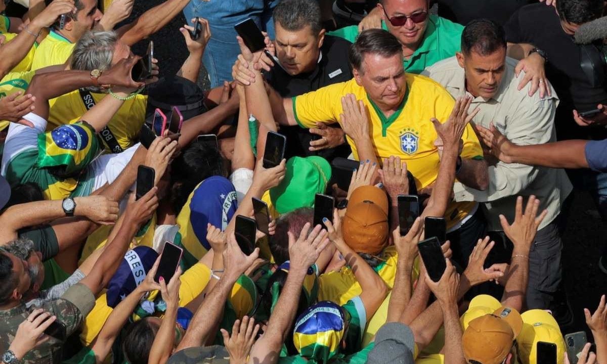 Bolsonaro na Av.Paulista -  (crédito: REUTERS/Carla Carniel/Folhapress)
