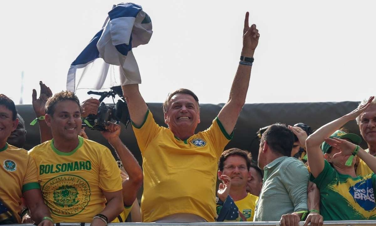 Bolsonaro marca presença na Av.Paulista -  (crédito: Danilo Verpa/Folhapress)