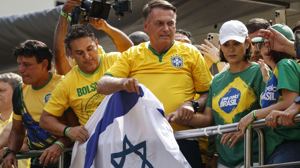 Bolsonaro: ato na Paulista reforça investigação de minuta golpista, diz PF